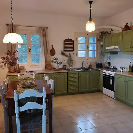 Holiday home Manitohori In The Trees Kythira Town