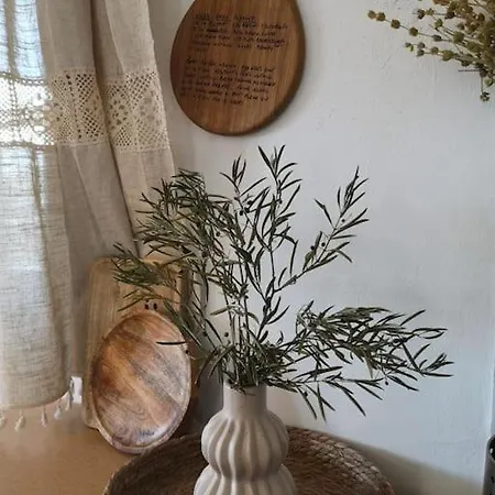 Manitohori In The Trees